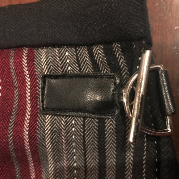 Sag Harbor Wrap Skirt with Buckle Detail - Size 20W - Excellent Condition - Picture 4 of 9